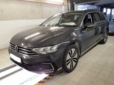 Volkswagen Passat VARIANT 1.4 TSI PLUG-IN-HYBRID DSG GTE, 2021