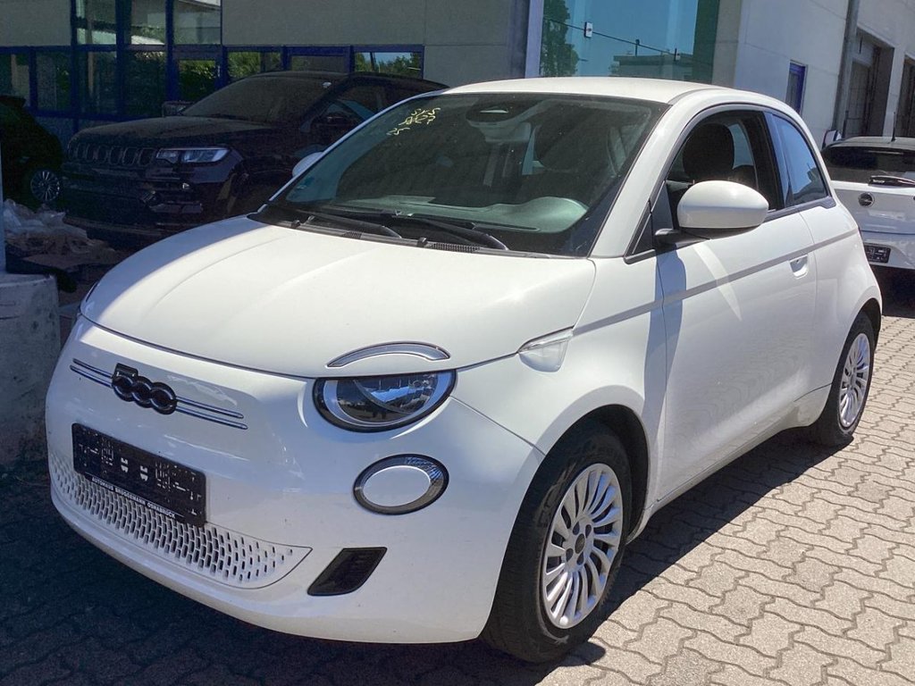 Fiat 500e -, 2023