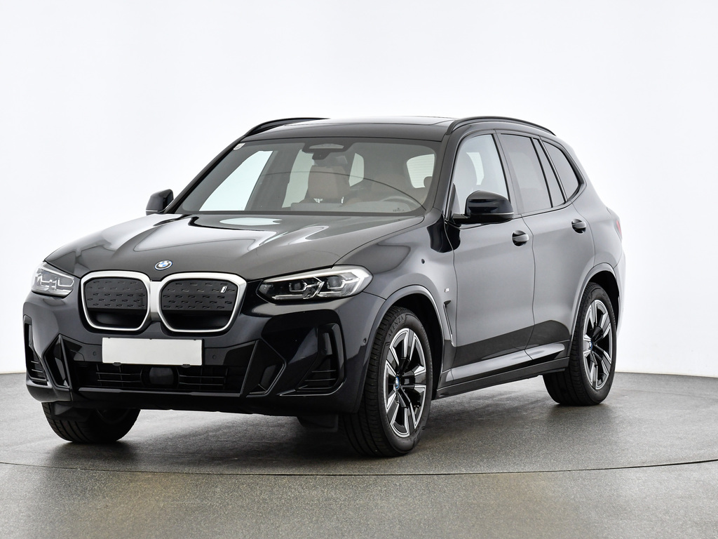 BMW iX3 M Sport, 2022
