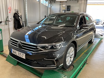 Volkswagen PASSAT GTE Executive Drag Paket Varmare Navi