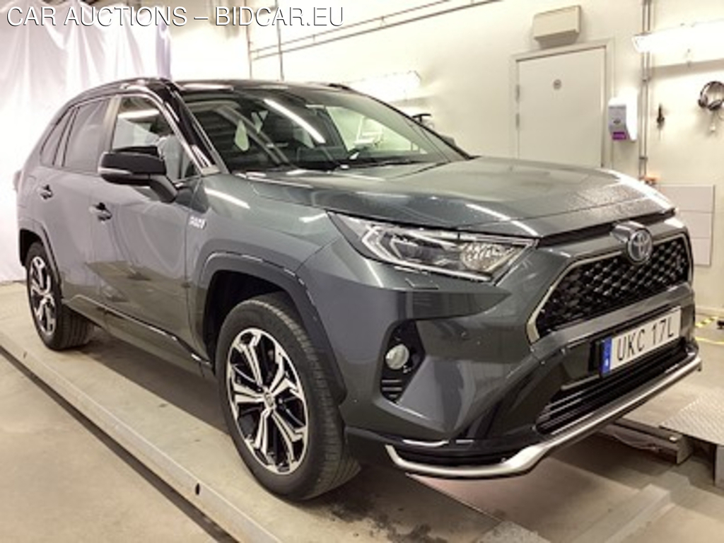 Toyota Rav4 2.5 Plug-In AWD-i Style Panorama Drag kamera