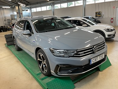 Volkswagen PASSAT GTE Drag Paket Varmare Skinn/Alcantara Navi