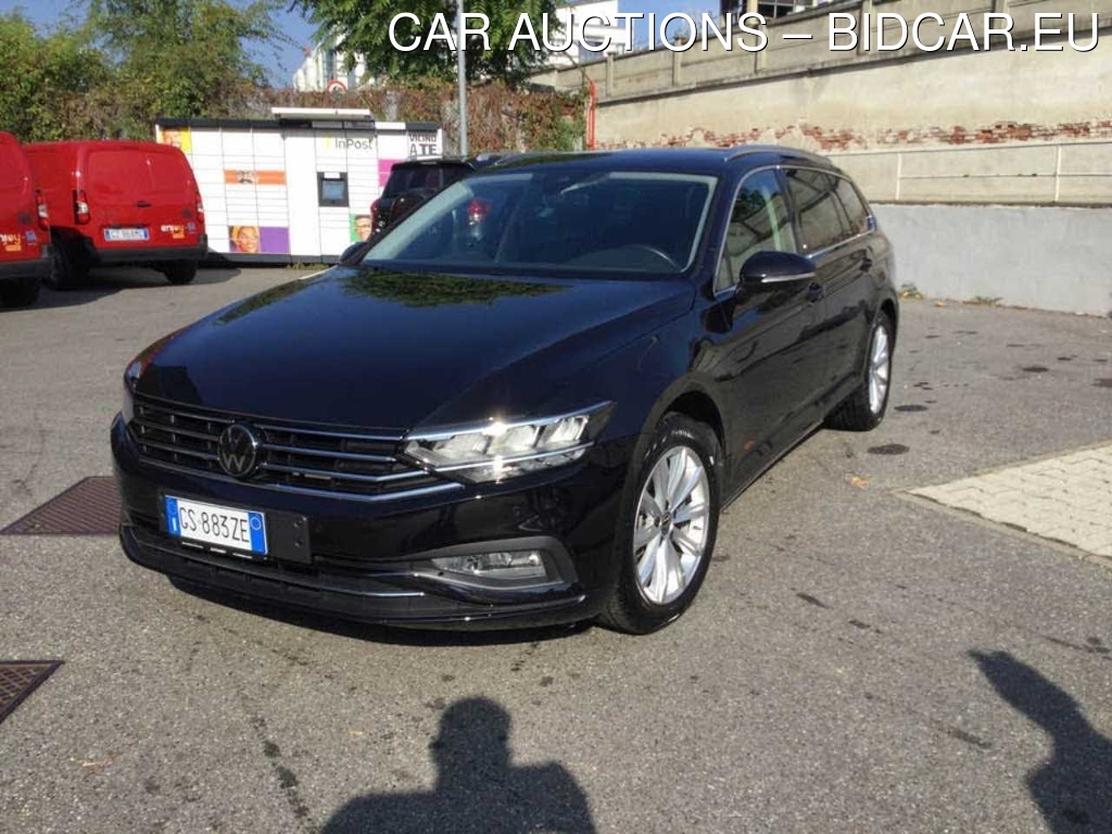 Volkswagen Passat Var. 2.0TDI SCR EVO 90kW Business DSG, 2024