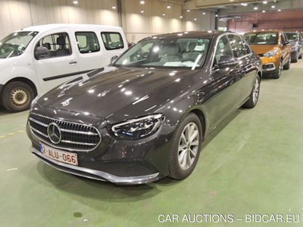 Mercedes-Benz E-Klasse 1.6 E 200 D BUSINESS SOLUTION AUTO