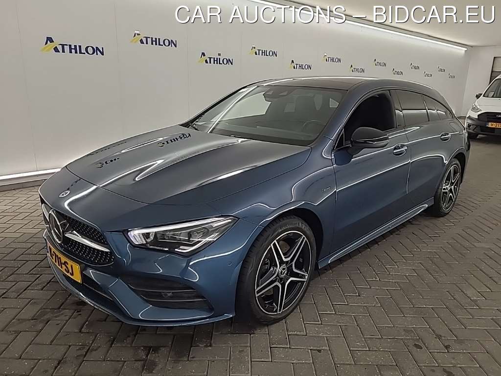 Mercedes Cla shooting bra CLA 250 E DCT BUS. SOL. AMG LIMITED 5D 160KW, 2021