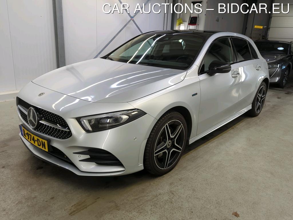 Mercedes-Benz A250 e 1.3 160kW Bus.Sol. AMG Limited DCT, 2020