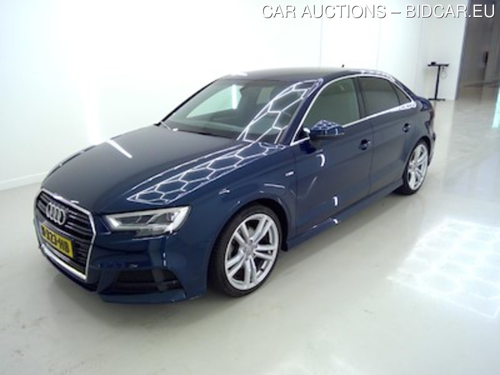 Audi A3 limousine 35 TFSI S tronic Advance Sport 4d