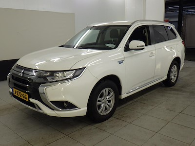 Mitsubishi Outlander PHEV Pure 5d