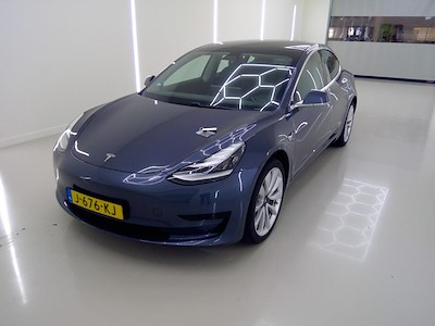 Tesla Model 3 Standard Range Plus RWD 4d