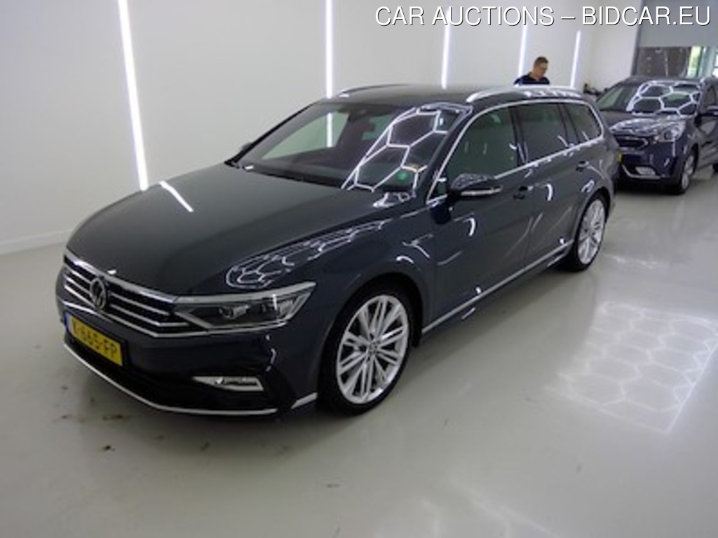 Volkswagen Passat variant 1.5 TSI 7-DSG R-Line Business+ 5d