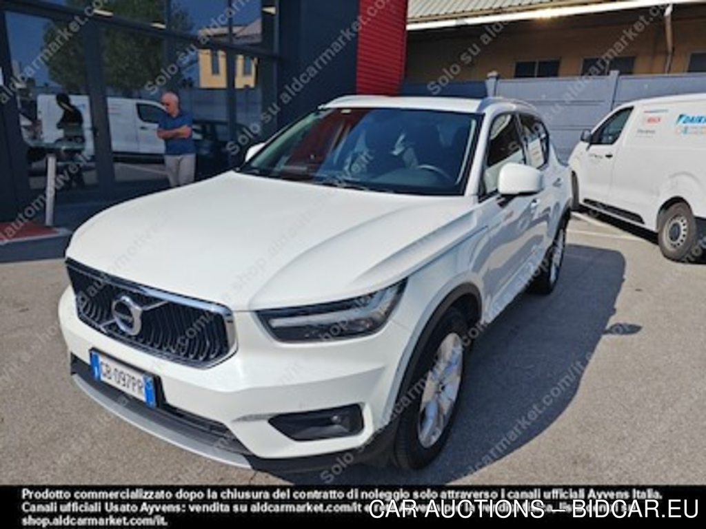 Volvo xc40 D3 geartronic momentum pro -
