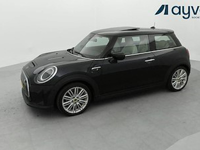 MINI 32.6 kwh cooper SE 184 CV Classic Trim, Pack Maximized, Cuir, Navi, Camera