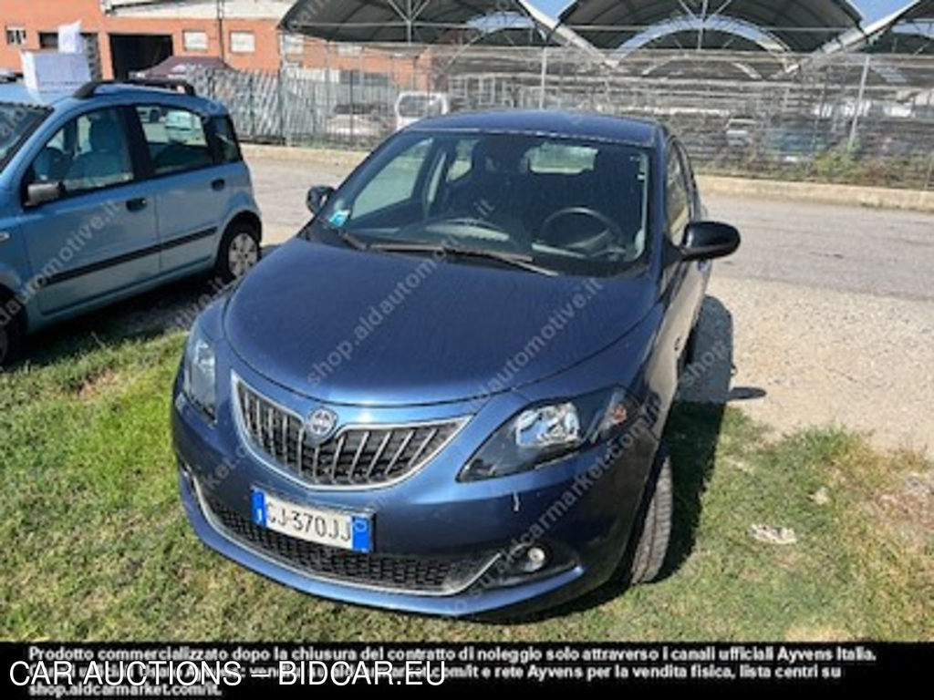 Lancia ypsilon ecochic 1.0 firefly 70cv -