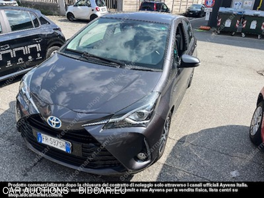 Toyota yaris 1.5 hybrid active hatchback -