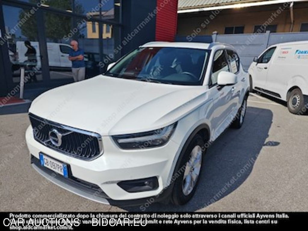 Volvo xc40 D3 geartronic momentum pro -