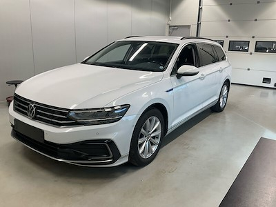 Volkswagen PASSAT 1.4 Tsi Gte High Plug-In Hybrid Dsg Var UA!