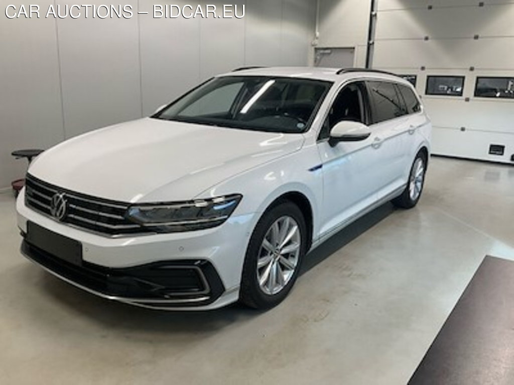 Volkswagen PASSAT 1.4 Tsi Gte High Plug-In Hybrid Dsg Var UA!