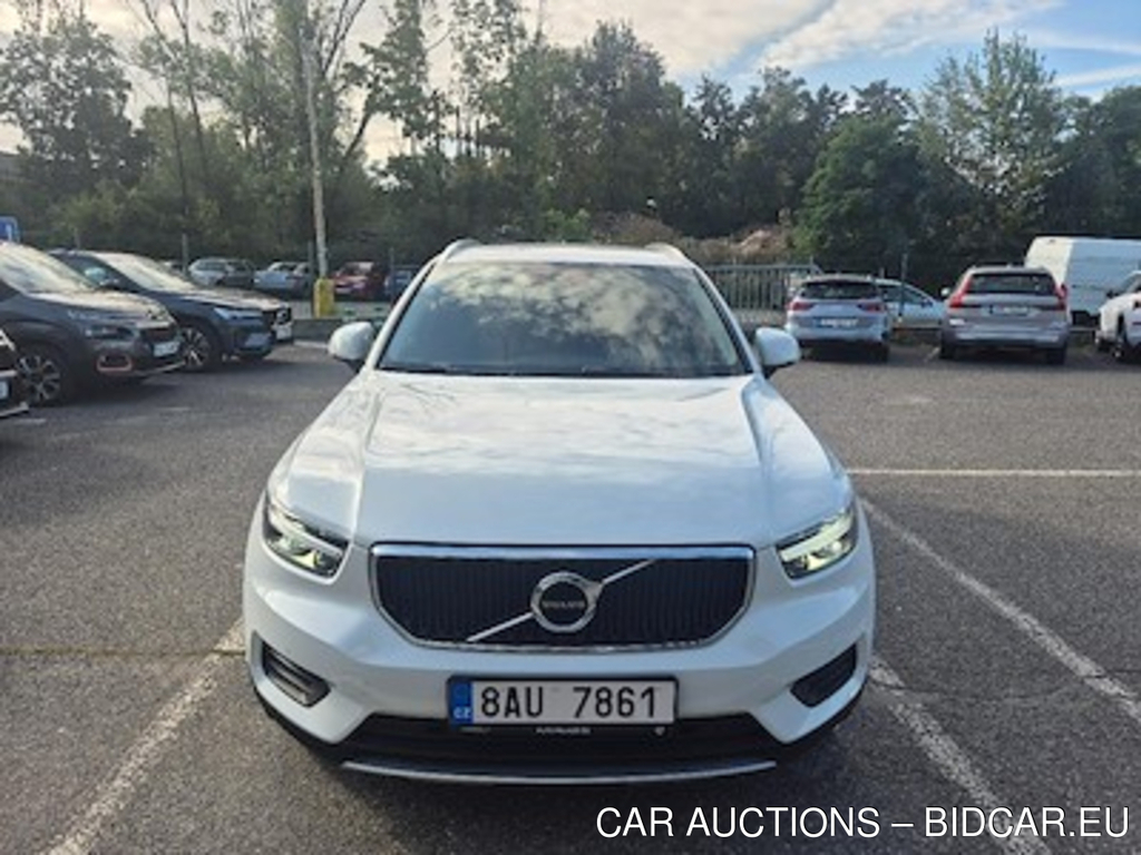 Volvo XC40 T3 FWD Momentum Pro Auto