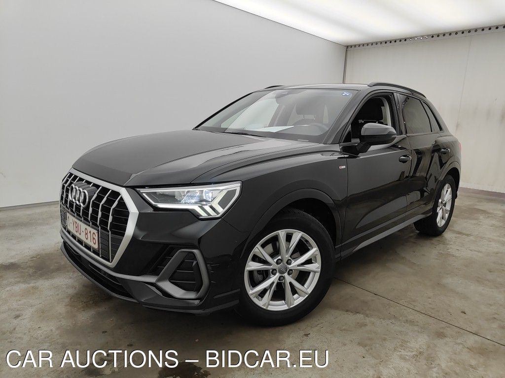 Audi Q3 - 2019 Q3 35 TFSI S LINE S TRONIC, 2020
