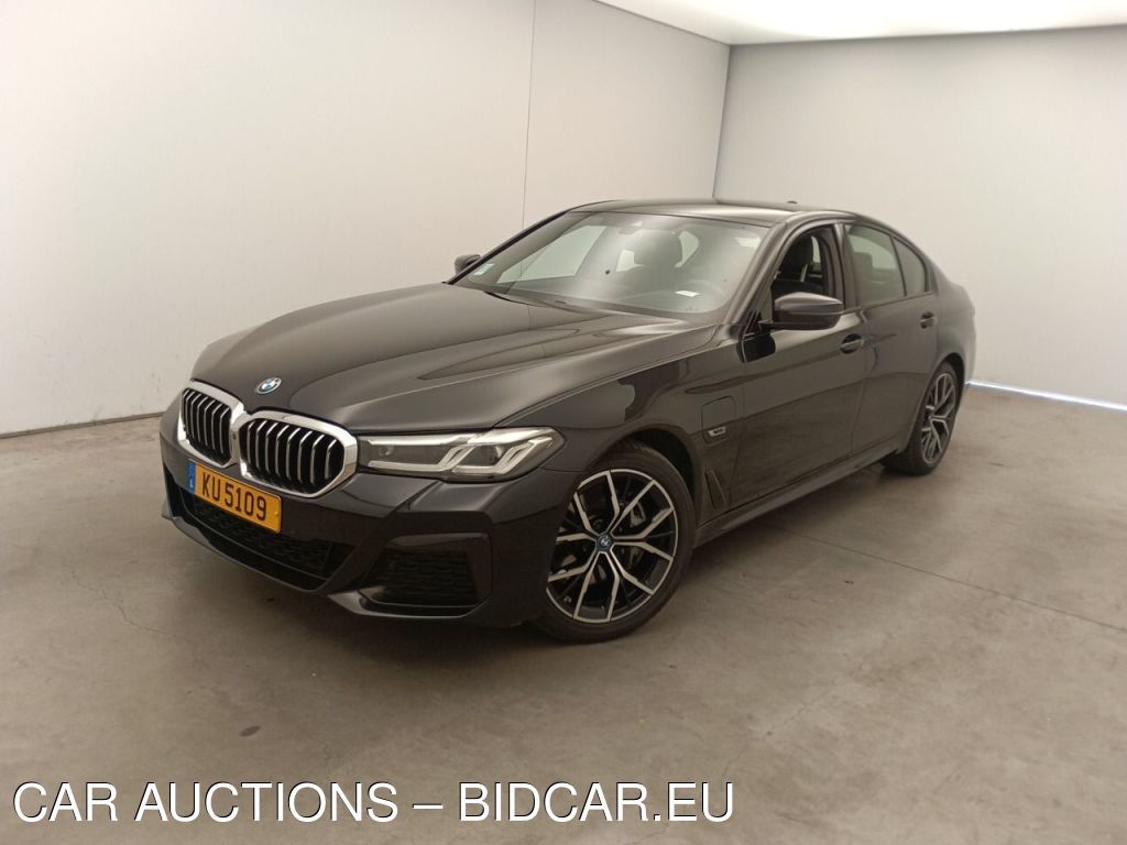 BMW 5 - 2020 545EXAS PHEV, 2021