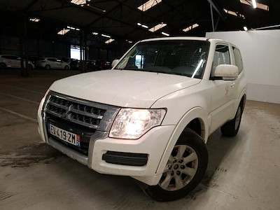 Mitsubishi PAJERO Pajero 3.2 DI-D 190ch FAP Invite BVA 3p// 2 PLACES - 2 SEATS