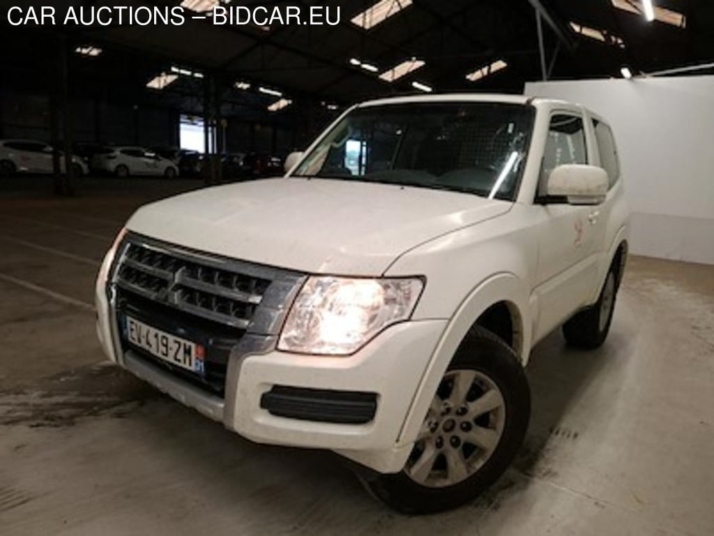 Mitsubishi PAJERO Pajero 3.2 DI-D 190ch FAP Invite BVA 3p// 2 PLACES - 2 SEATS
