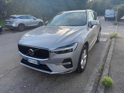 Volvo XC60 B4 D automatico Essential, 2023