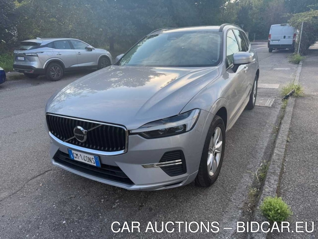 Volvo XC60 B4 D automatico Essential, 2023