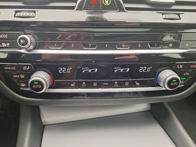 BMW 5 diesel - 2020 518 DA MHEV, 2021