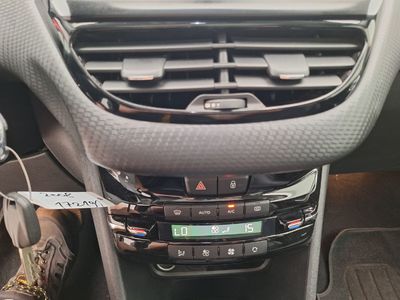 Peugeot 2008 diesel - 2016 2008 1.5 BLUEHDI ALLURE S&amp;S (EU6.2), 2019