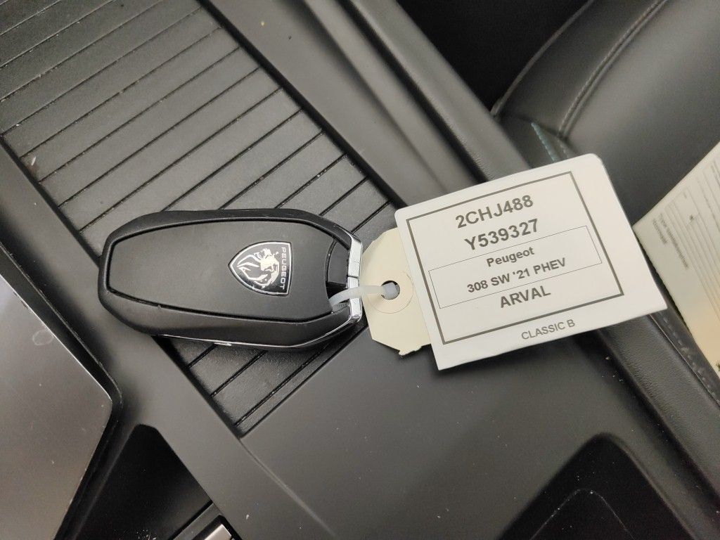 Peugeot 308 sw - 2021 308 SW 1.6 PHEV HYBRID ALLURE S&amp;S, 2022