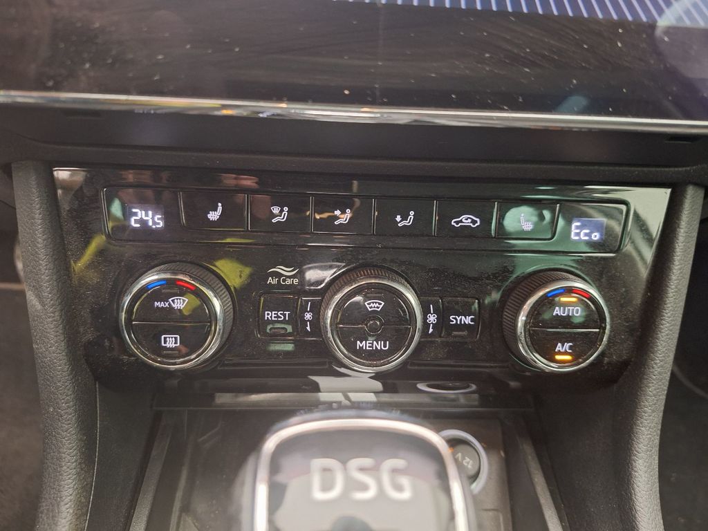 Skoda Superb combi - 2019 SUPERB SW 1.4 TSI PHEV AMBITION DSG (160 KW), 2021