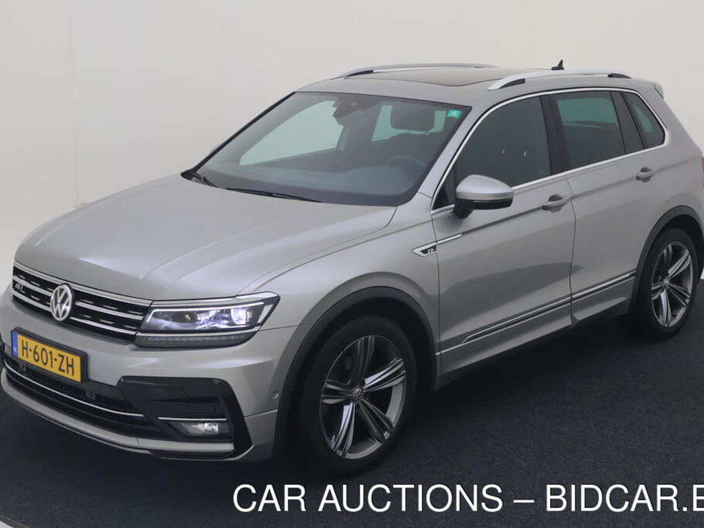 Volkswagen Tiguan 1.5 TSI DSG HIGHLINE BUSINESS R ADVANCE PARK LED KEYLESS PANO, 2020
