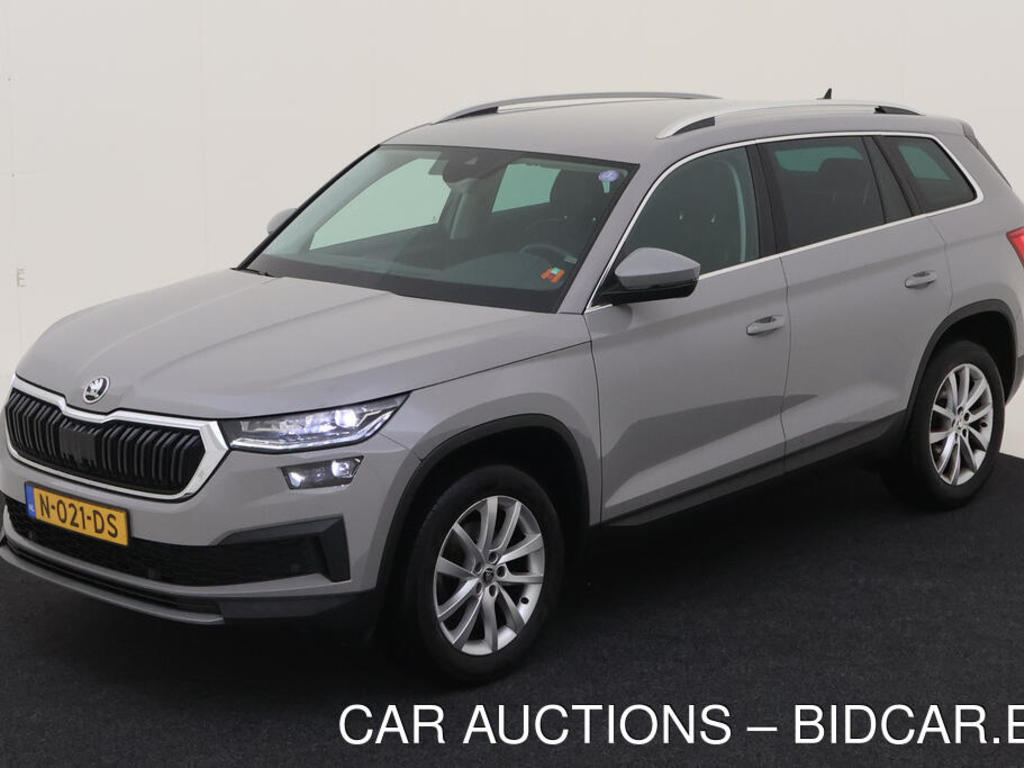 Skoda Kodiaq 1.5 TSI 150PK BUSINESS EDITION TREKHAAK, 2021
