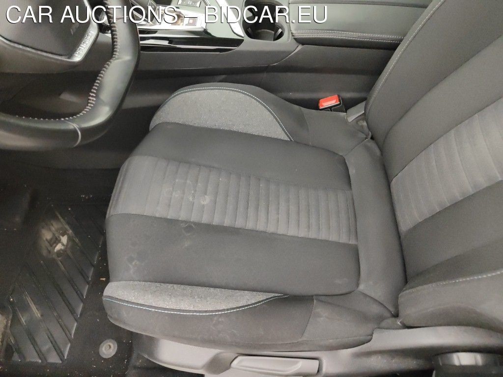 Peugeot 3008 diesel - 2021 3008 1.5 BLUEHDI STYLE, 2021