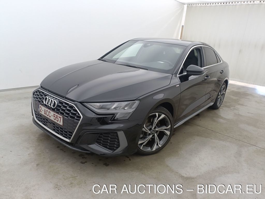 Audi A3 sedan diesel - 2020 A3 30 TDI S LINE, 2021