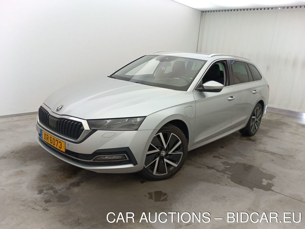Skoda Octavia combi - 2020 OCTAVIA SW 1.4 TSI PHEV STYLE DSG, 2021