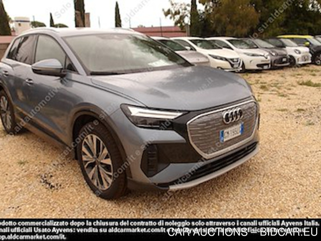 Audi Q4 35 e-tron business advanced -