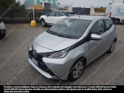 Toyota aygo 1.0 vvt-i x-play tss -
