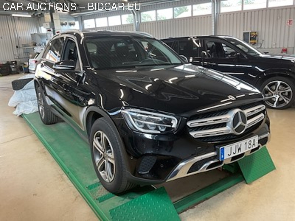Mercedes-Benz Glc-Class 300e 4MATIC Se Edition Drag Kamera Navi