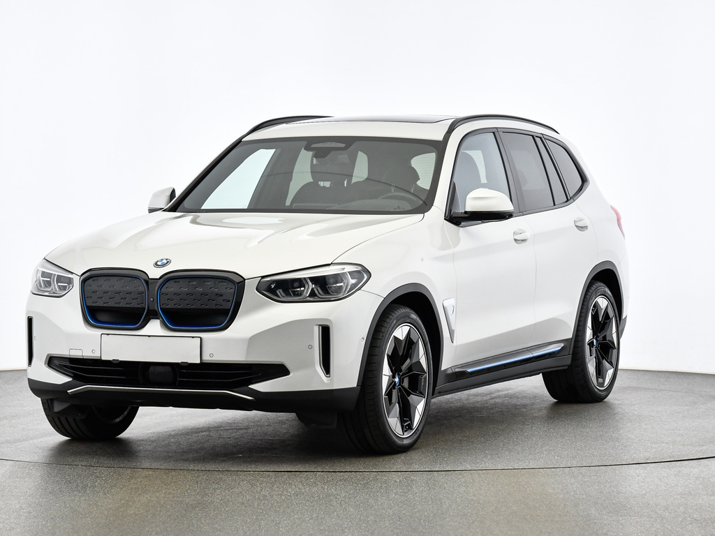 BMW iX3 Impressive (G08), 2021