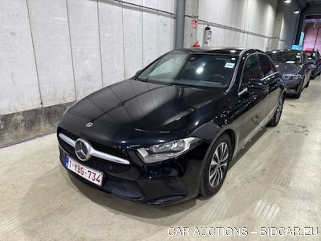 Mercedes-Benz A-Klasse 2.0 A 180 D BUSINESS SOLUTION DCT
