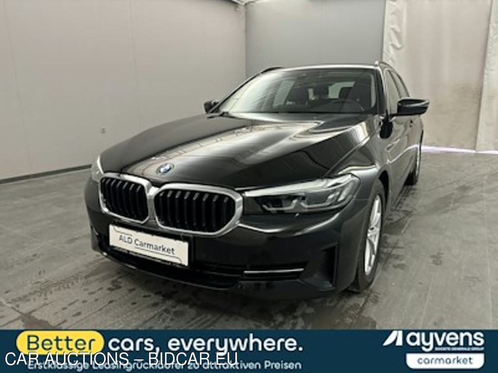 BMW 5er BMW 520d xDrive Touring Aut. Kombi, 5-turig, Automatik, 8-Gang