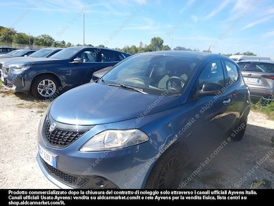 Lancia ypsilon 1.0 firefly 70cv hybrid -