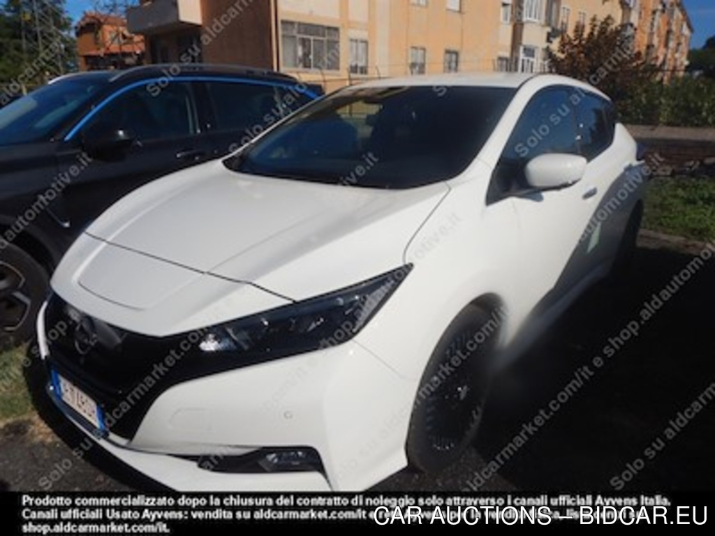 Nissan leaf n-connecta 40kwh FP -