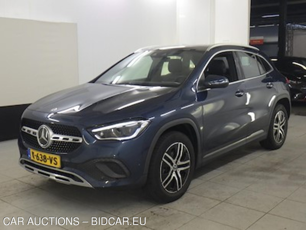 Mercedes-Benz GLA GLA 250 e DCT Bus Sol Luxury Limited