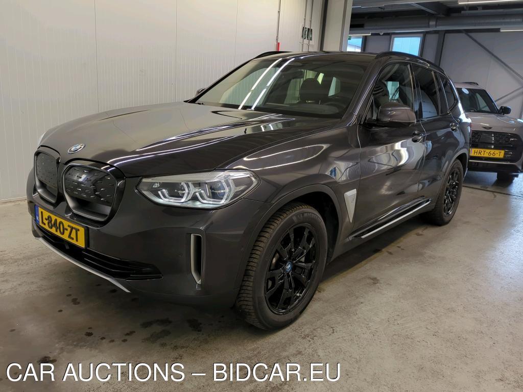 BMW IX3 210kW / 80kWH Executive automaat, 2021