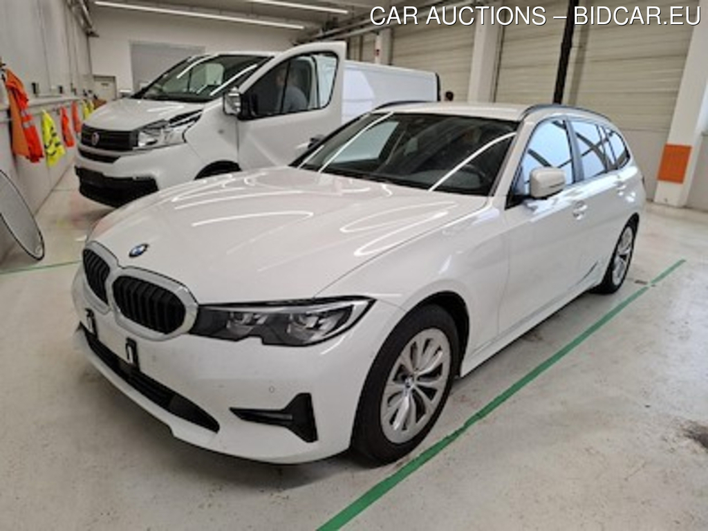 BMW Series 3 318d A Touring 110KW