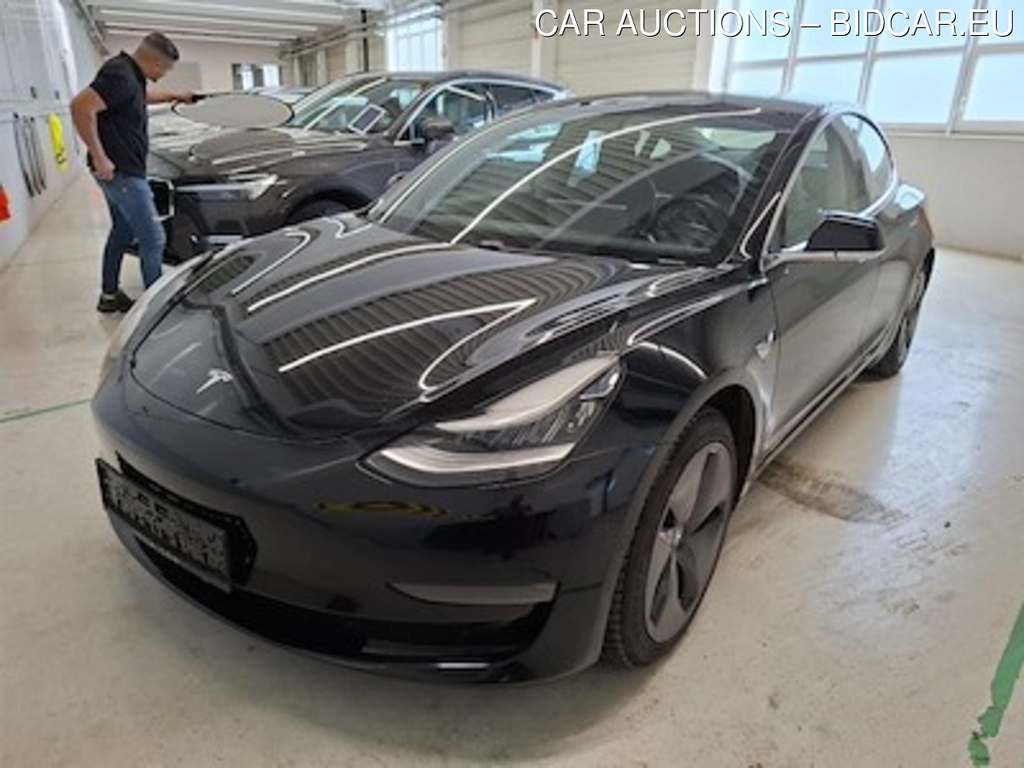 Tesla Model 3 Langstreckenbatterie Allrad Dualmotor 15