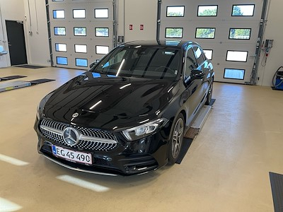 Mercedes-Benz A-KLASSE 2.0 A 220 D Business AMG DCT UA!